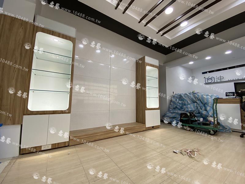 台北 照相館 木作展示架 六角中島造型桌 玻璃展示櫃